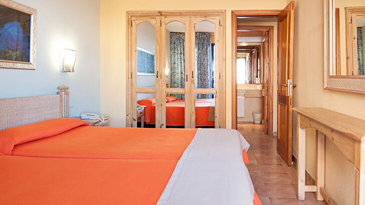 Double Garden View with Terrace 